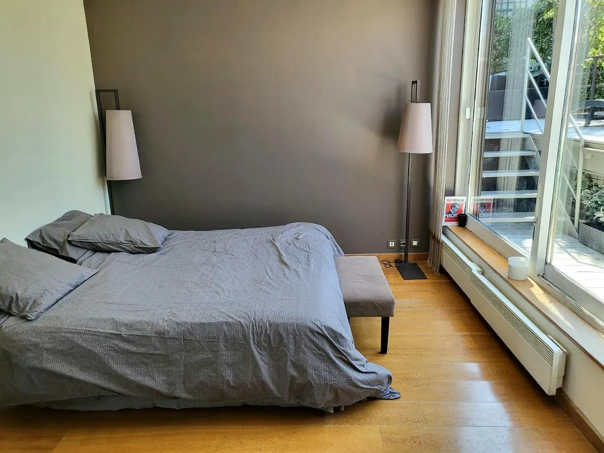 Penthouse Champs Elysees Above 5 Stars Hotel Berri Champs Elysees パリ 0*,  フランス