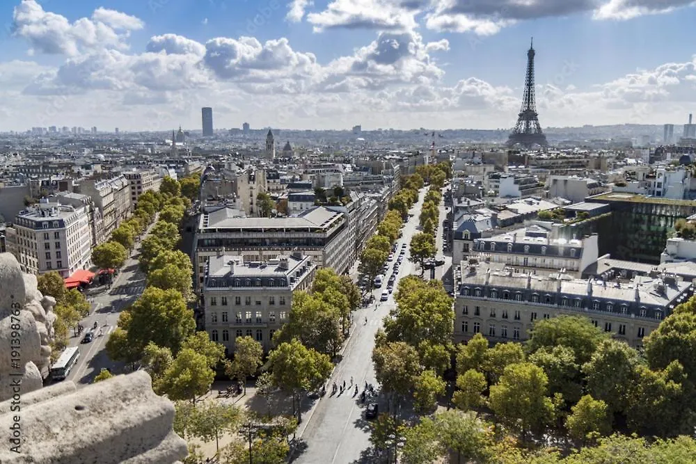 Penthouse Champs Elysees Above 5 Stars Hotel Berri Champs Elysees パリ